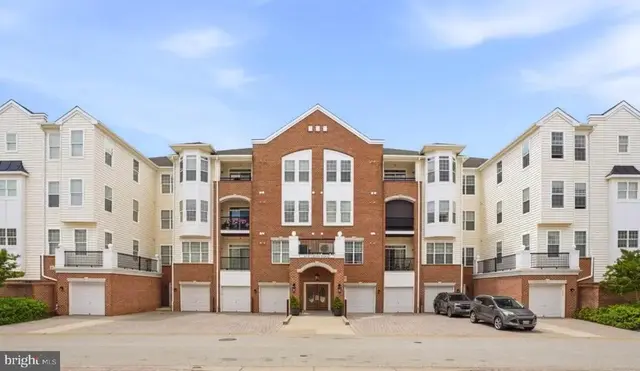 6150 Shadywood Rd #301, Elkridge