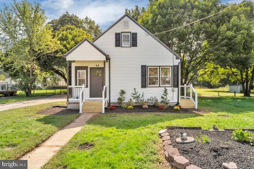 48 Roberts Ave, CLAYTON