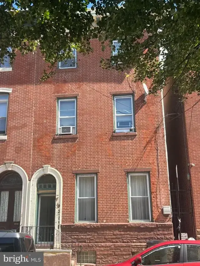 963 N 5th St, Philadelphia
