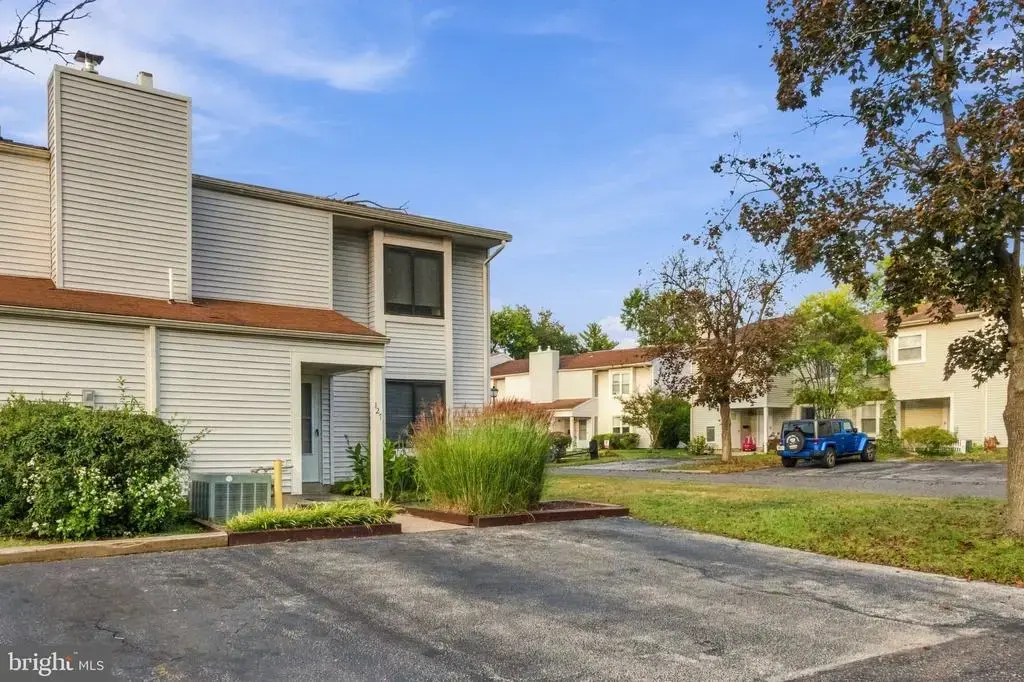 127 Briar Ct, MARLTON