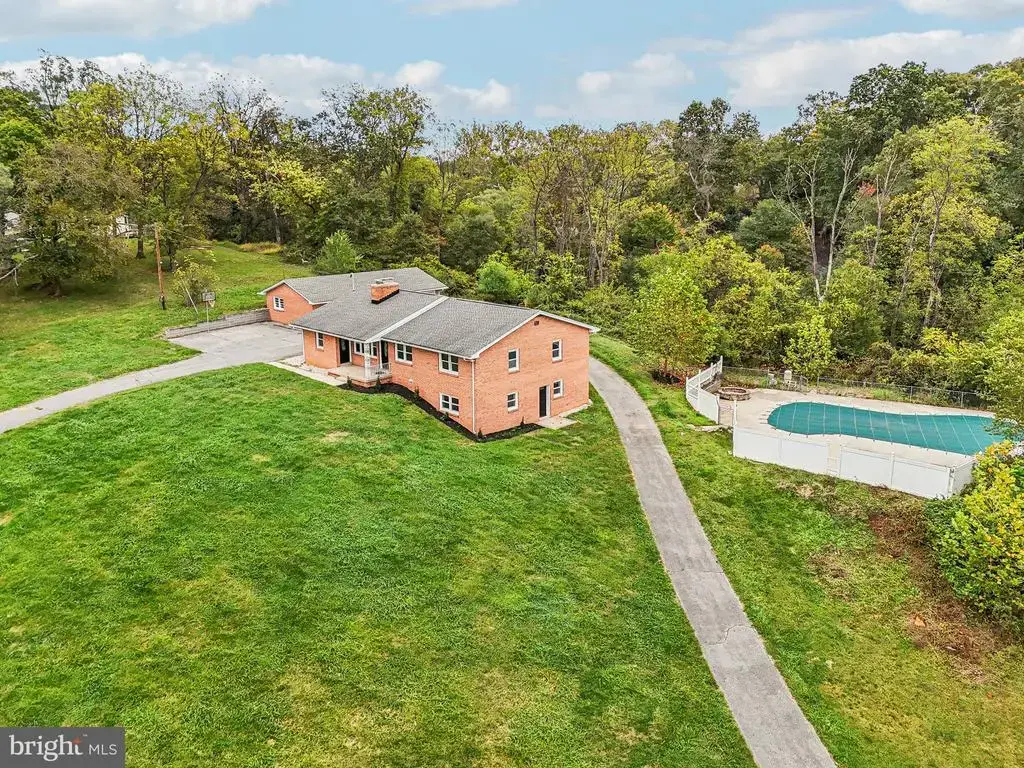 15474 Roxbury Rd, GLENWOOD