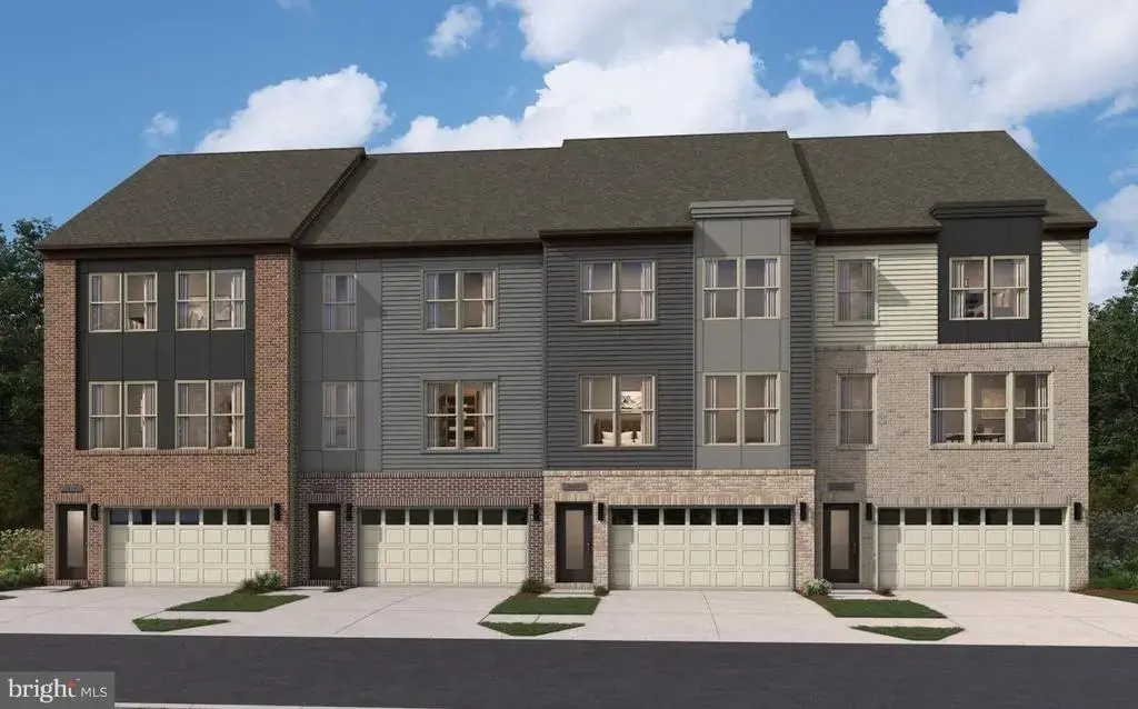 8747 Noether St, MANASSAS