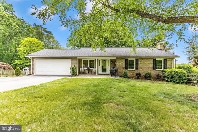 5614 Catoctin Ridge Dr, Mount Airy