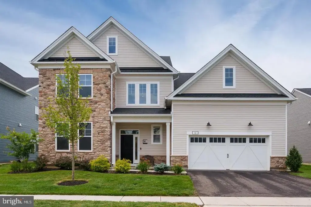 11 Cole Place, CRANBURY