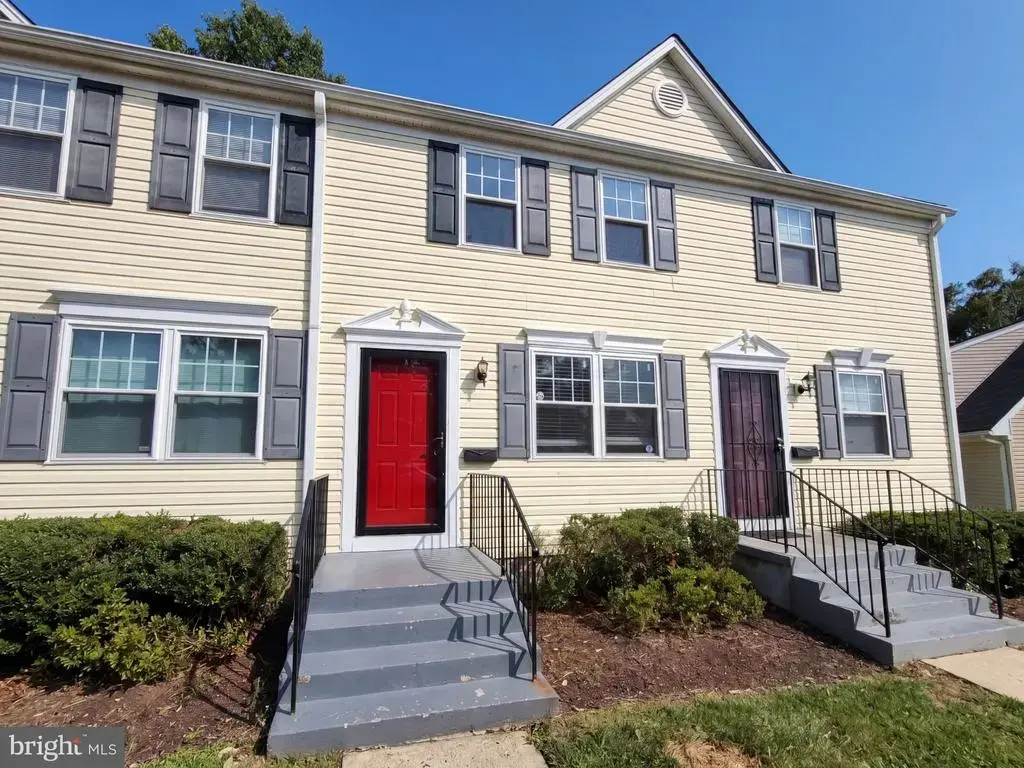 6940 Hawthorne St, HYATTSVILLE