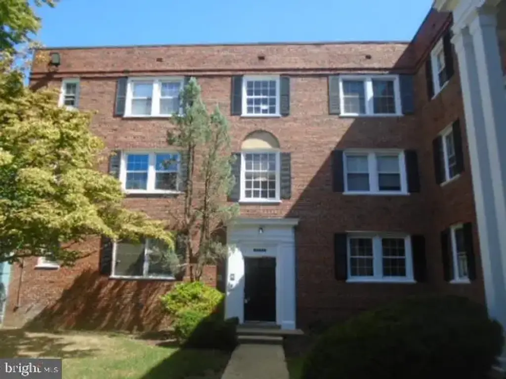3823 W St Se #102, WASHINGTON