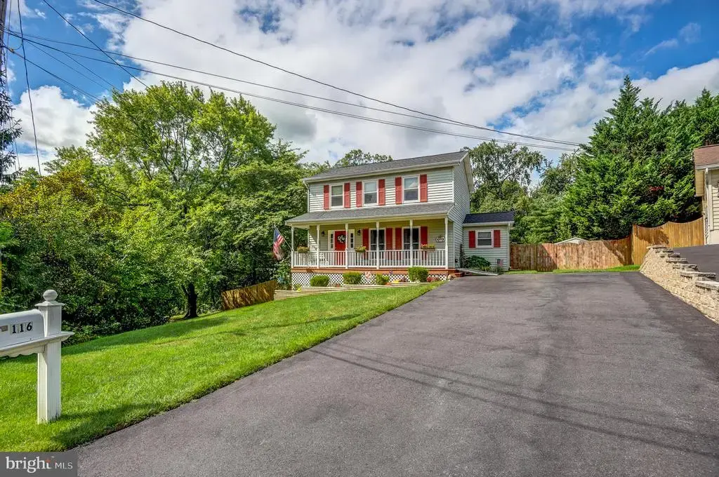 116 Cloverdale Ct, WINCHESTER