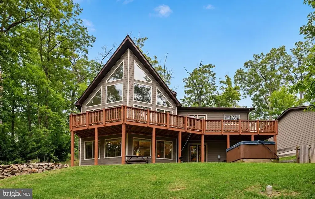 223 Wendy Hill Rd, FRONT ROYAL