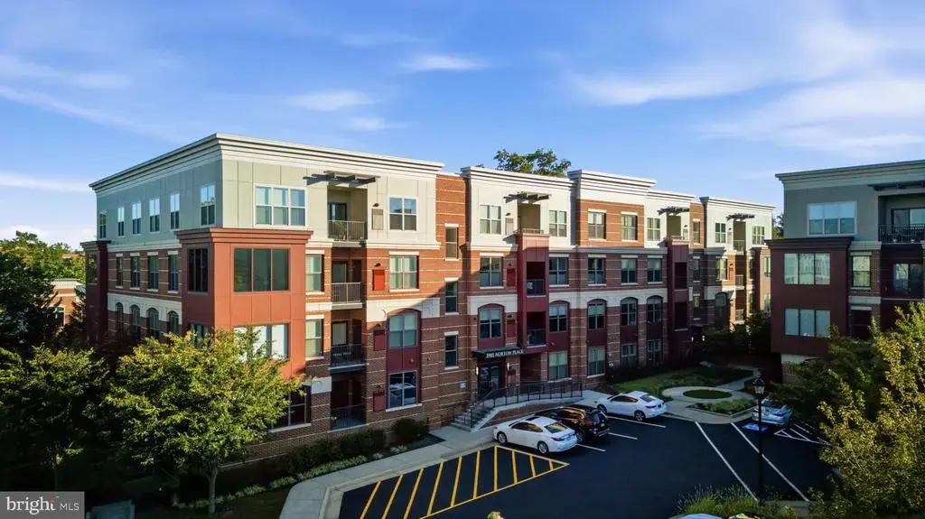 3985 Norton Pl #104, FAIRFAX