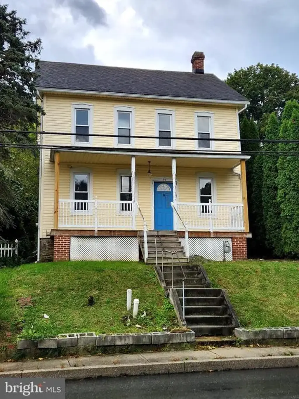 55 E Main St, WINDSOR