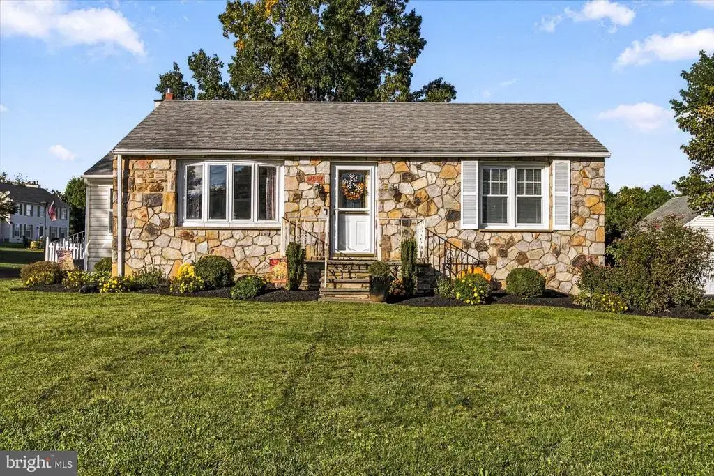 4229 Naamans Creek Rd, UPPER CHICHESTER