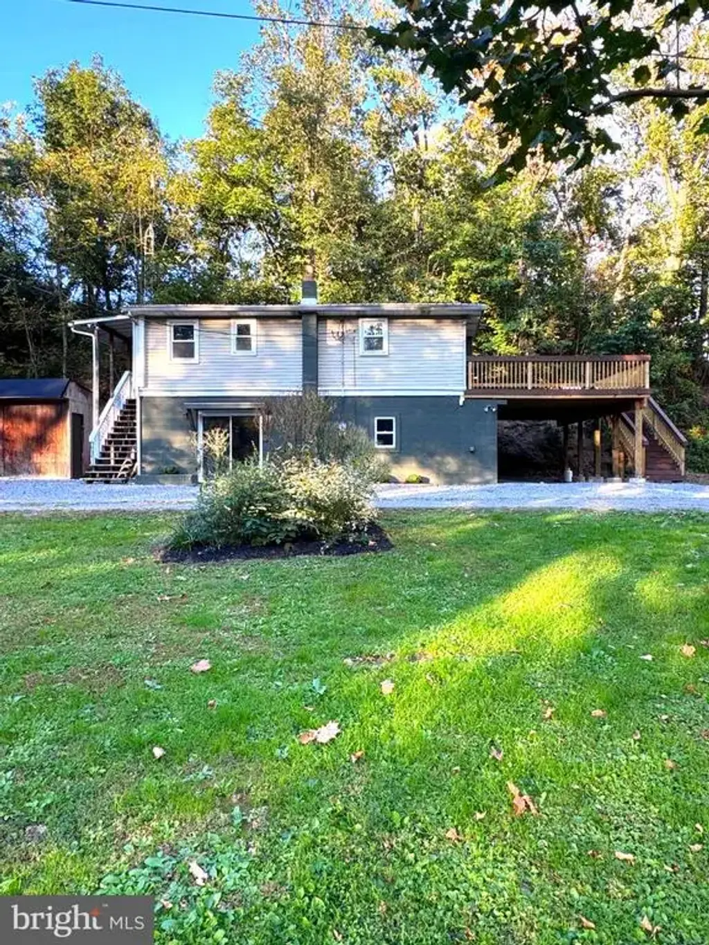 45 Waterside Dr, CARLISLE
