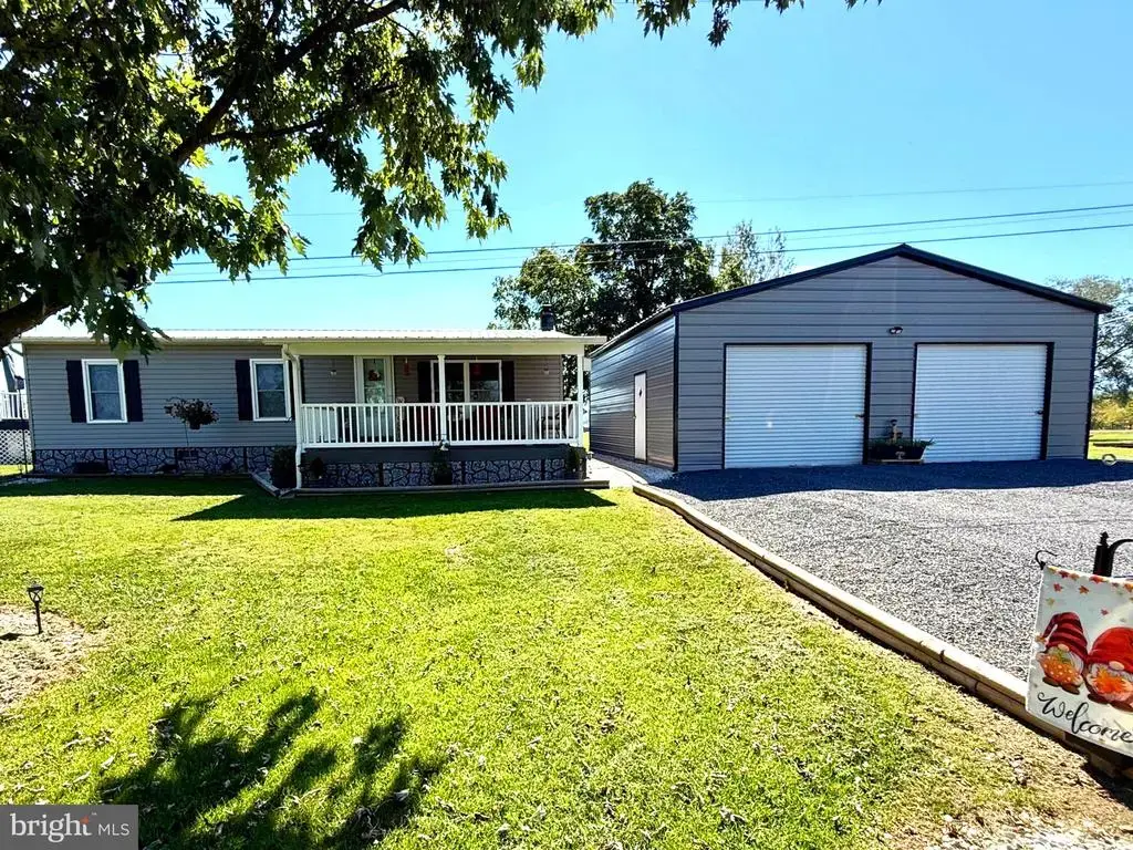 348 Clems Meadow Ln, PETERSBURG