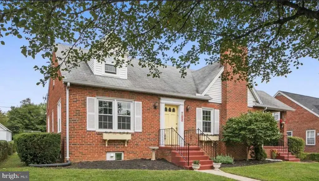 105 Frederick Ave, FREDERICK