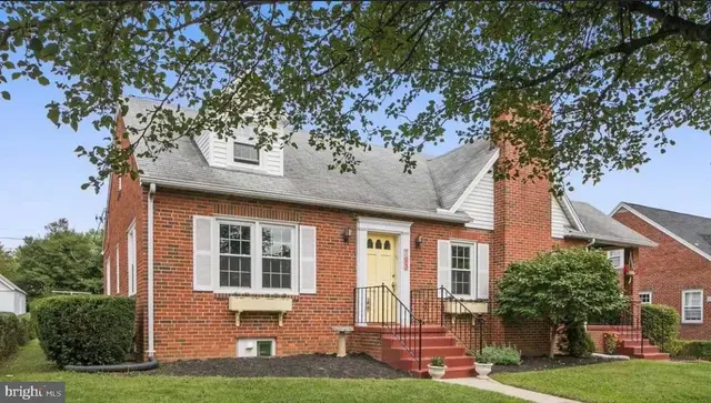 105 Frederick Ave, Frederick