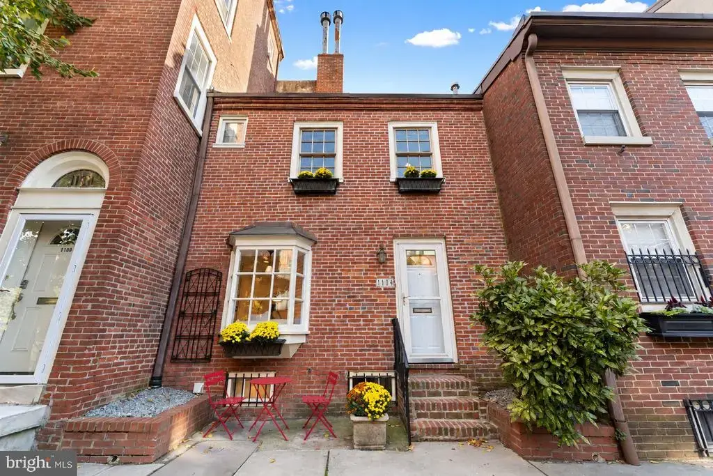 1104 Lombard St, PHILADELPHIA