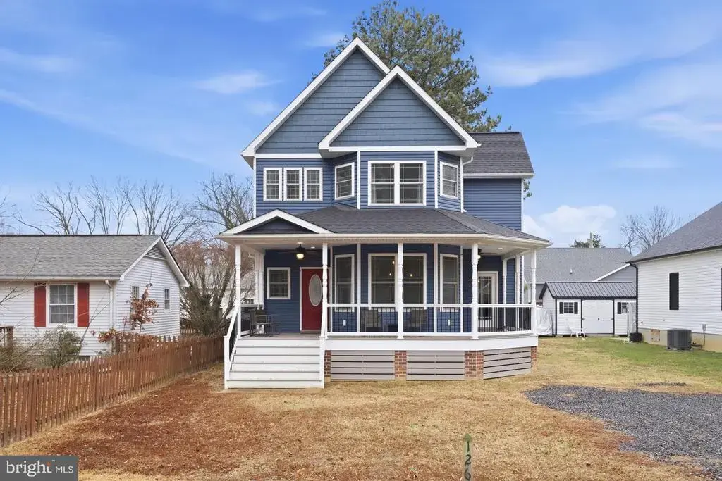 126 4th Street, COLONIAL BEACH