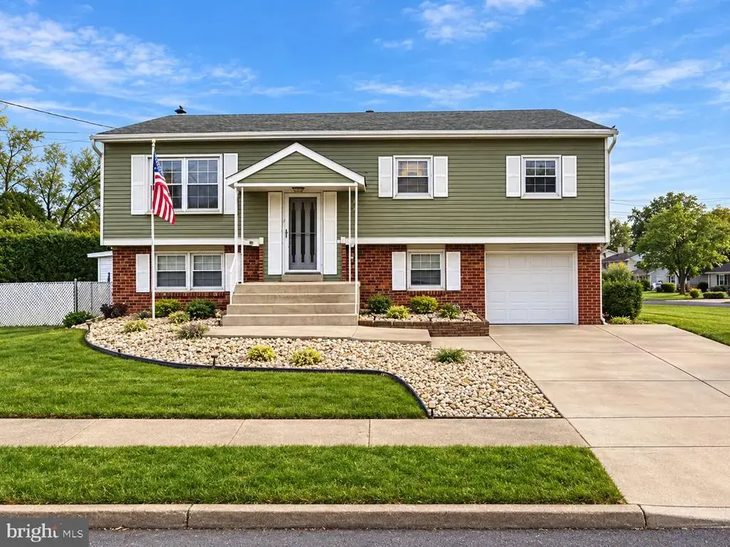 7991 Grant Ave, PENNSAUKEN
