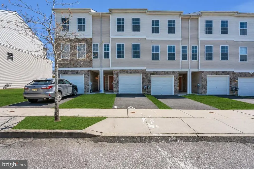 16 Rowand Way East, CLEMENTON