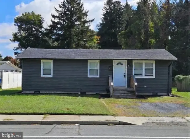 11 S Caesar Rodney Ave, Camden