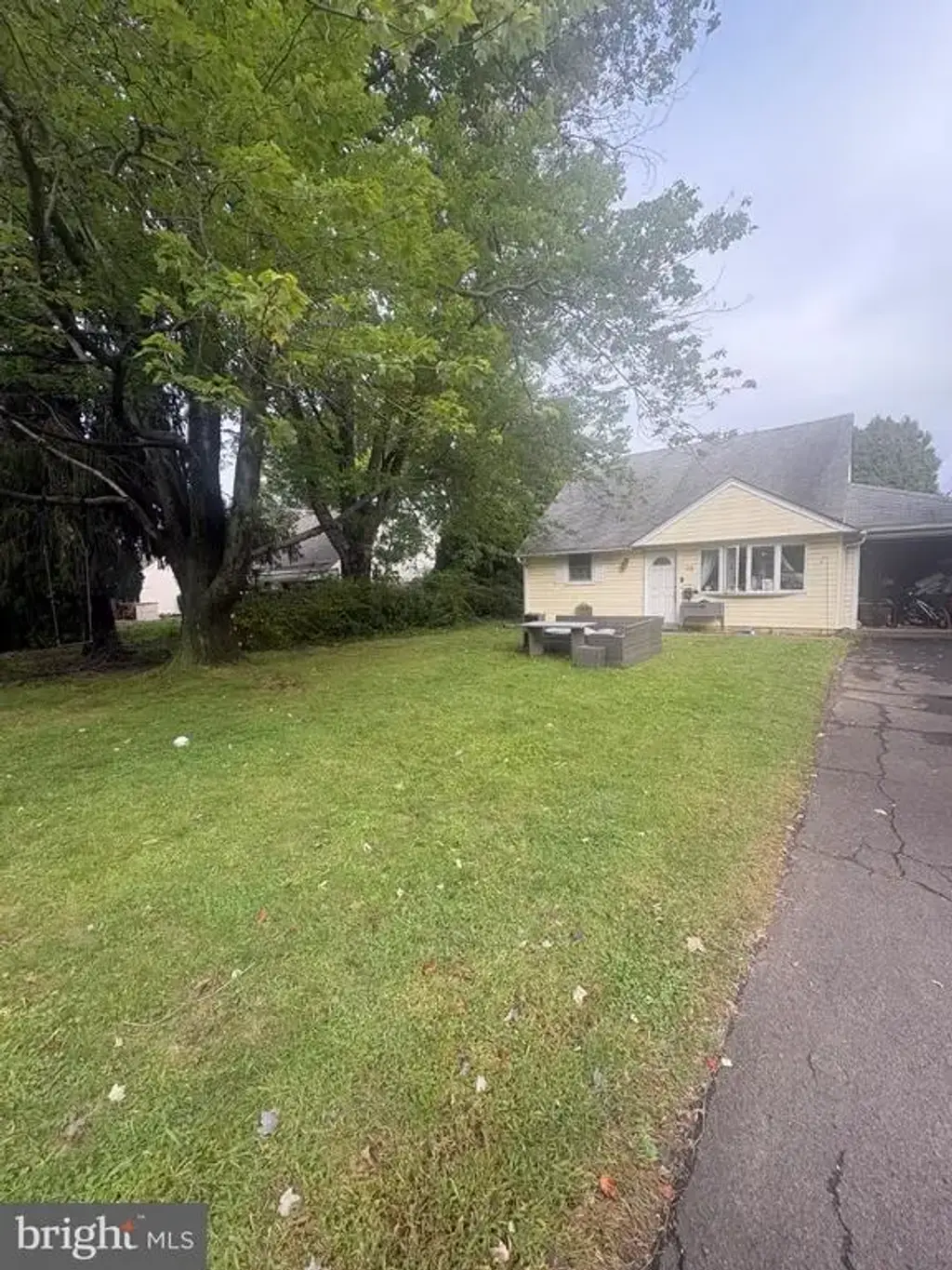 15 Drexel Rd #, HATBORO
