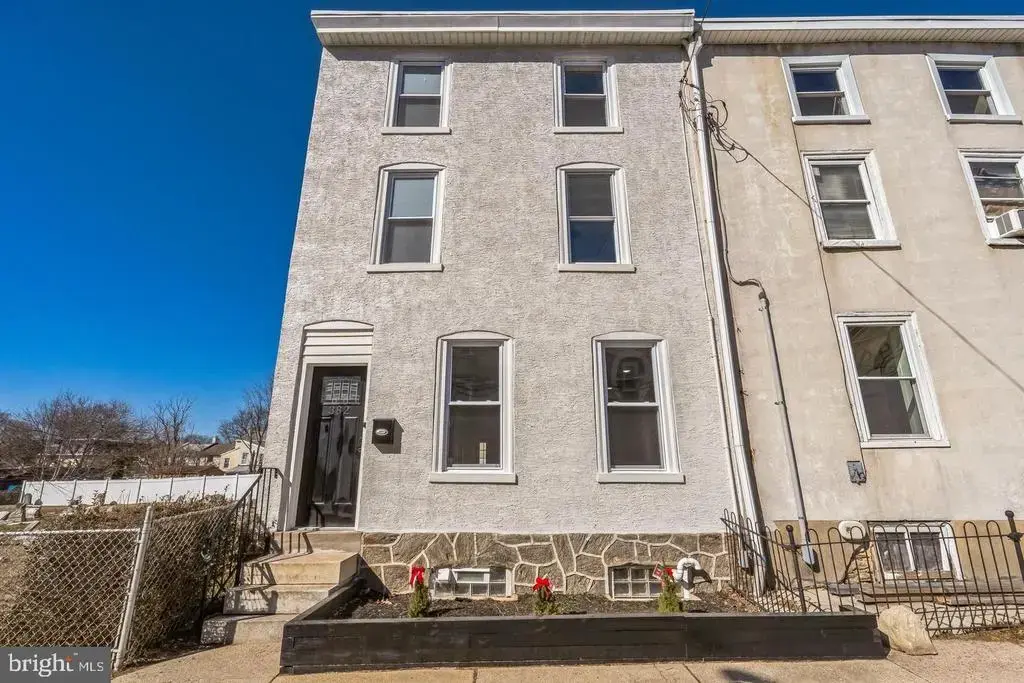 382 Martin St, PHILADELPHIA