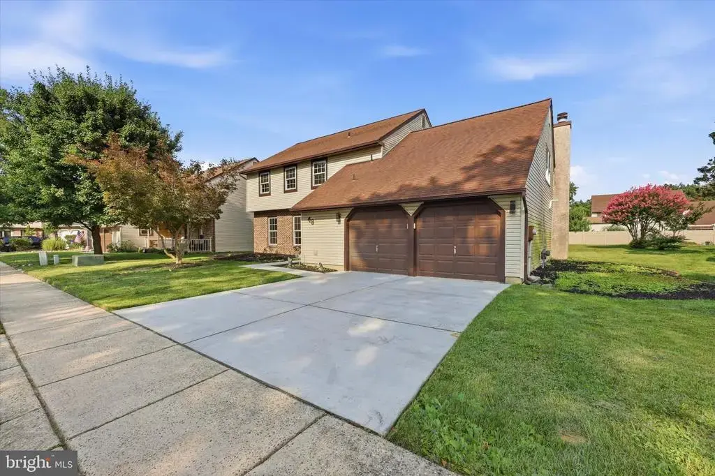 48 Meadowrue Ct, MOUNT LAUREL