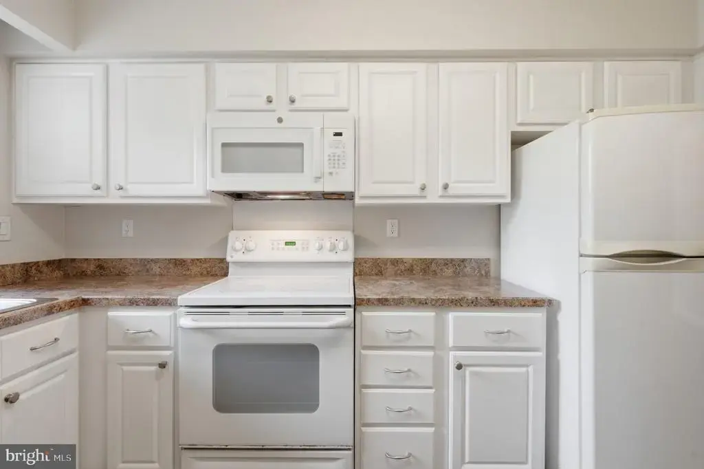 500 E E Lancaster Ave #108a, WAYNE