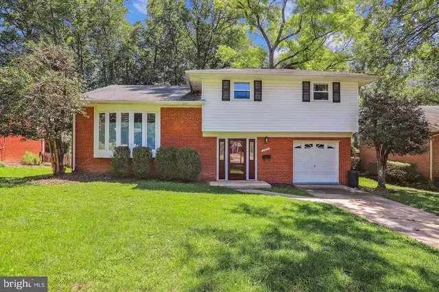 6518 Wilmett Rd, Bethesda