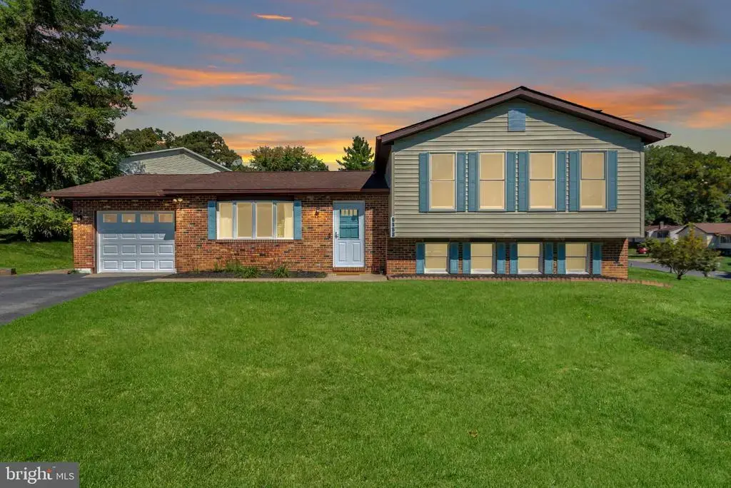 6153 Forest Ln, ELDERSBURG