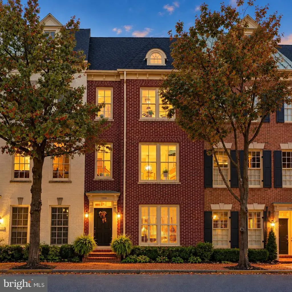 1204 N Pitt St, ALEXANDRIA