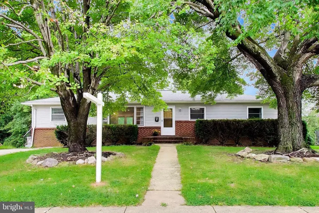2045 Westmoreland St, FALLS CHURCH