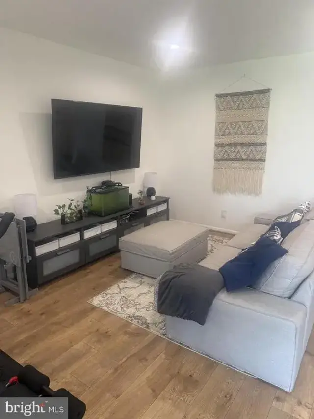 3227 University Blvd #12, Kensington