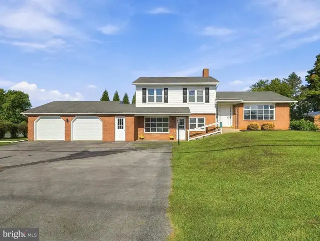 12121 Williamsport Pike, Greencastle
