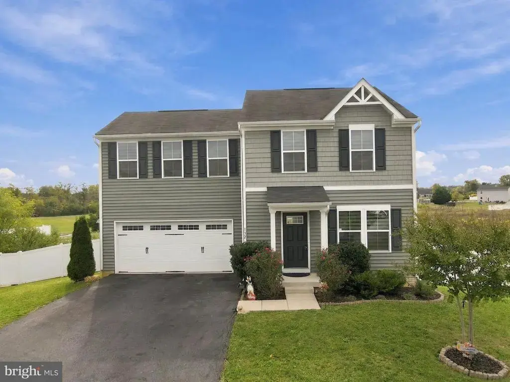 132 Milkweed Ln, BUNKER HILL