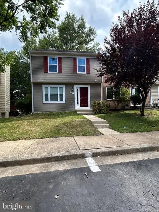 8426 Each Leaf Ct, Columbia