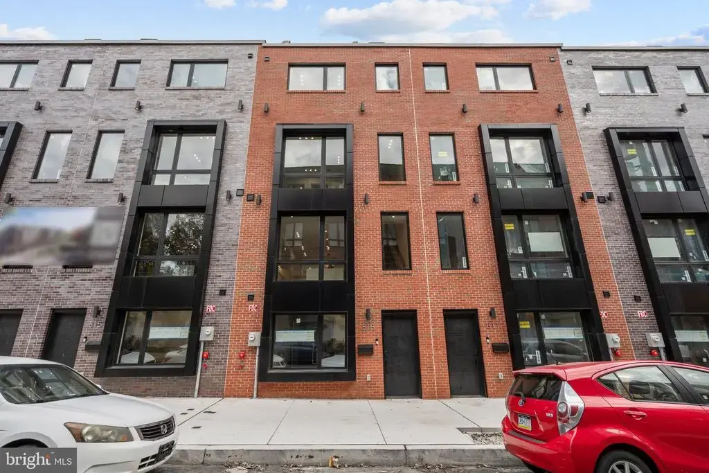 813 N 19th St, PHILADELPHIA