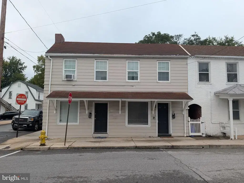 31 N Penn St, SHIPPENSBURG