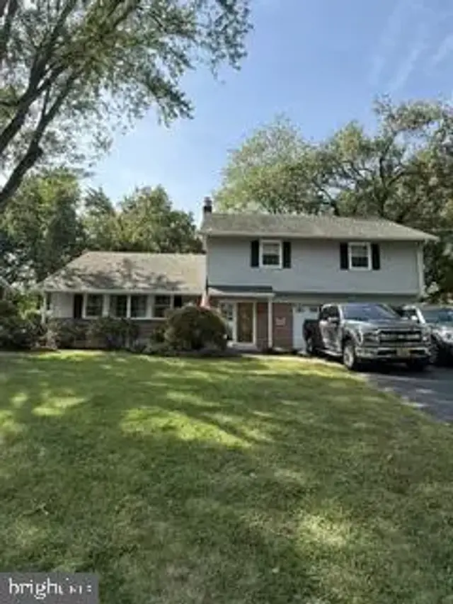 8524 Wagon Wheel Rd, Alexandria