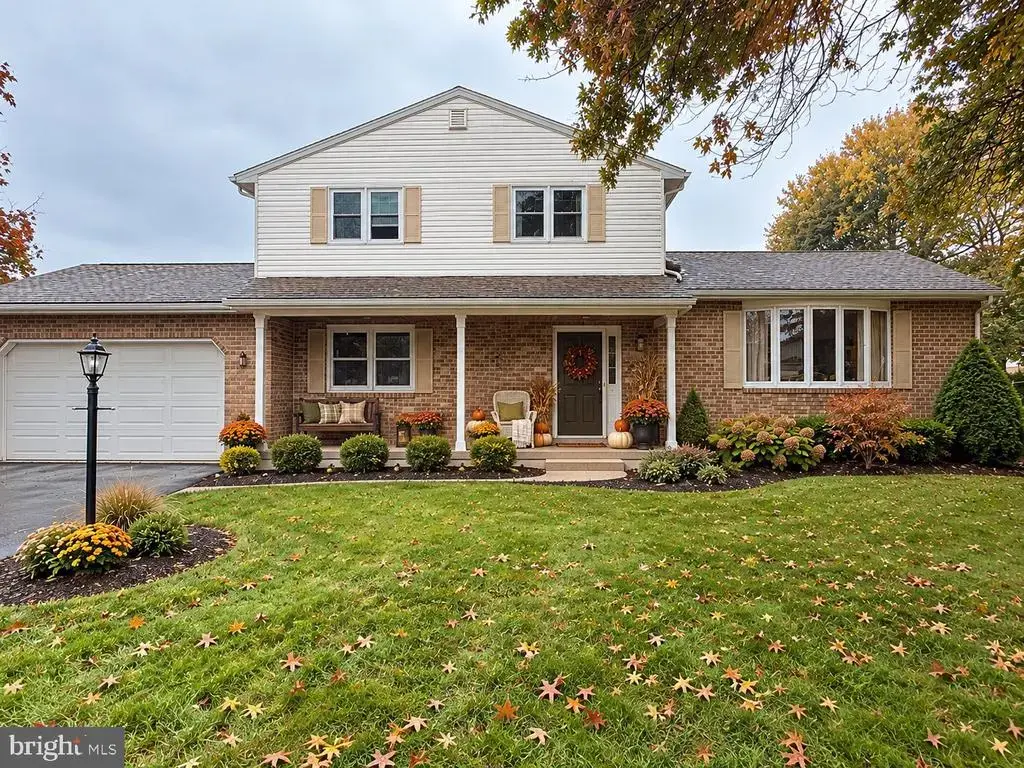 219 Westview Dr, MECHANICSBURG