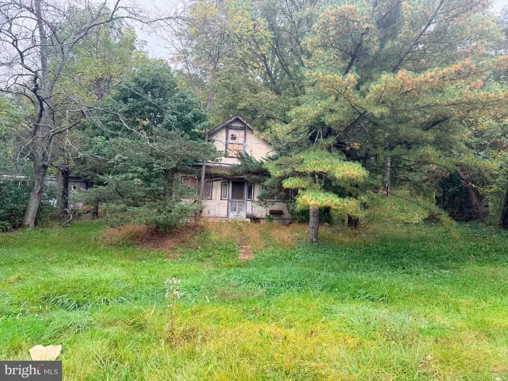 6957 Fishing Creek Valley Rd, HARRISBURG