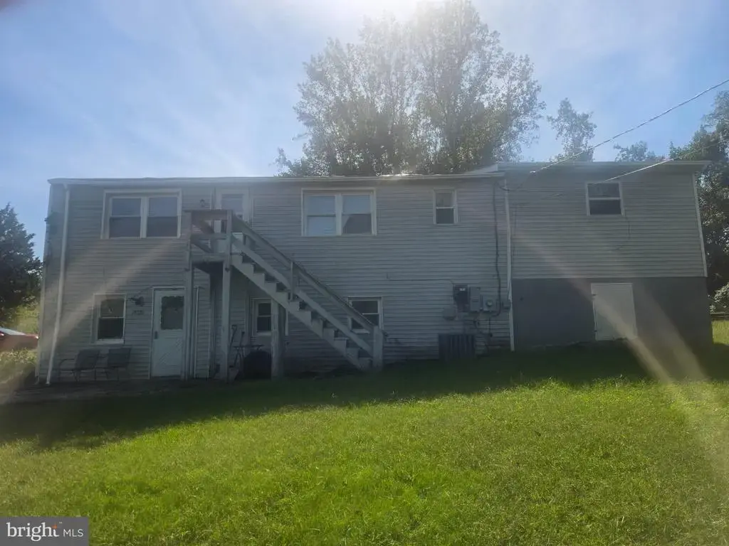 10020 Kirksville Ln, DUNKIRK