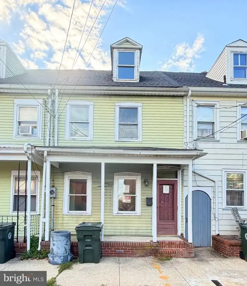 328 Saint Mary St, BURLINGTON