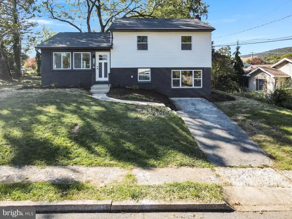 363 Raymond Rd, ENOLA