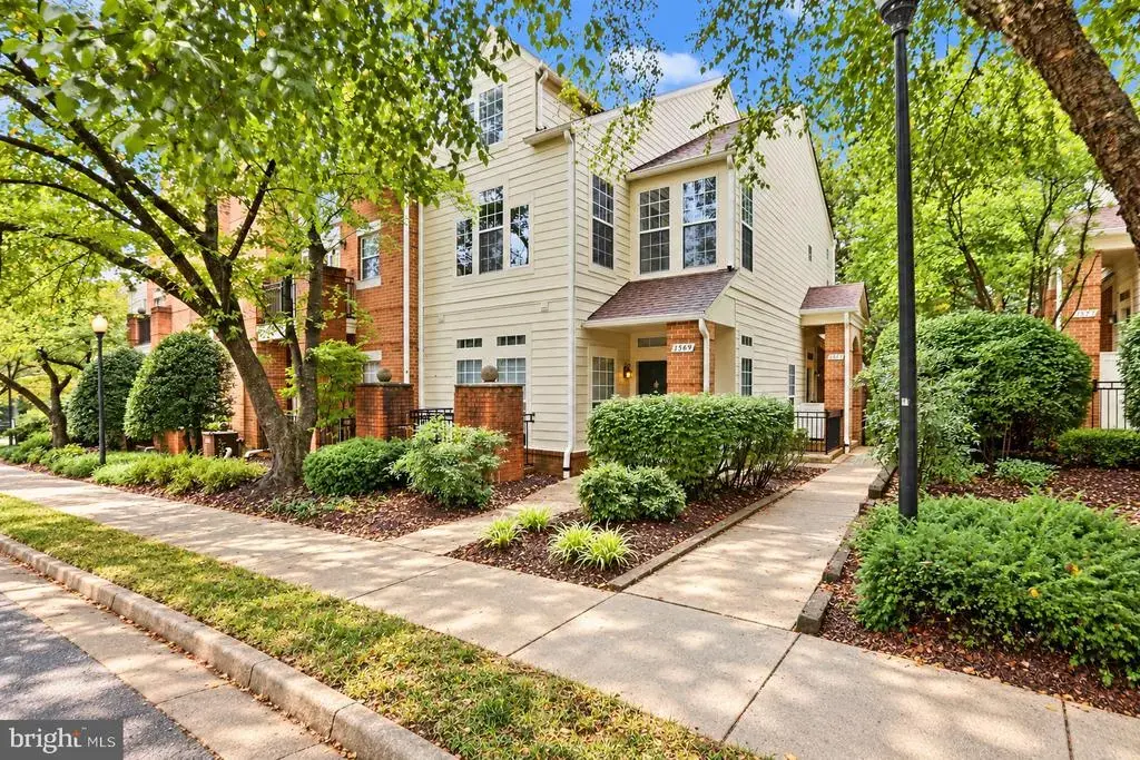 1369 Garden Wall Cir #714, RESTON