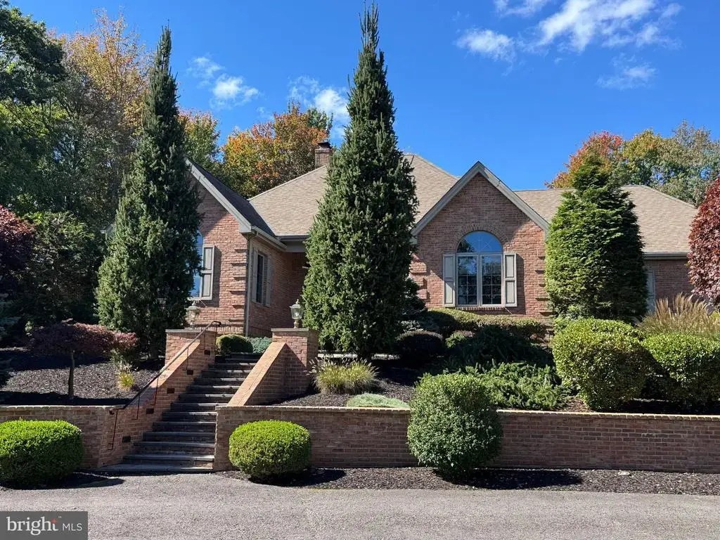 235 Wolf Hollow Rd, LAKE HARMONY