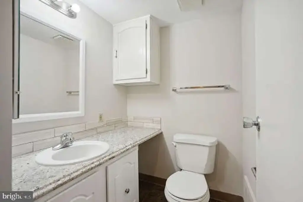 2921 N Leisure World Blvd N #1-216, SILVER SPRING