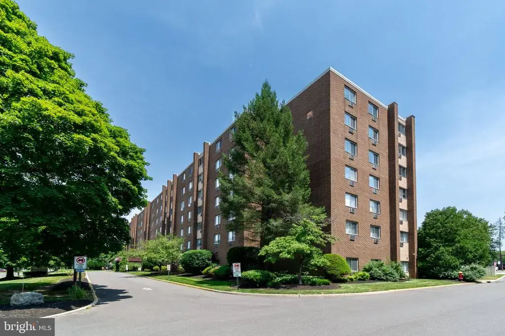 860 Lower Ferry #3 B, EWING