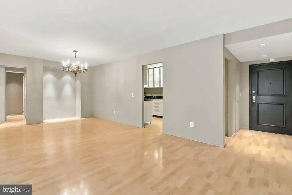 6101 Edsall Rd #408, ALEXANDRIA