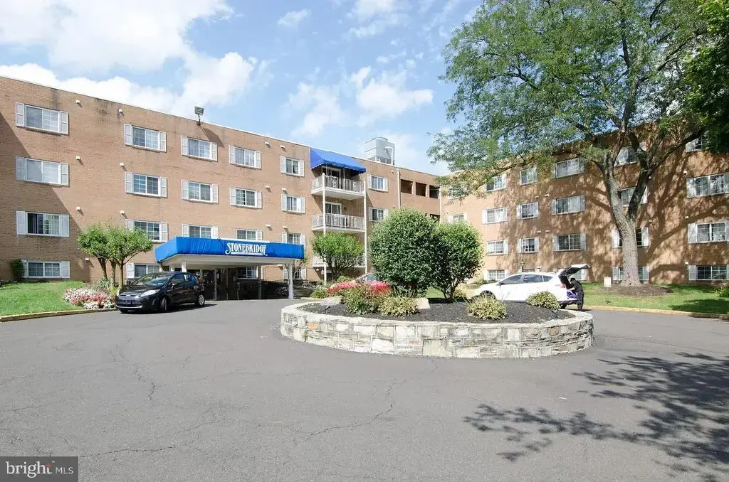 300 Byberry Rd #308, PHILADELPHIA
